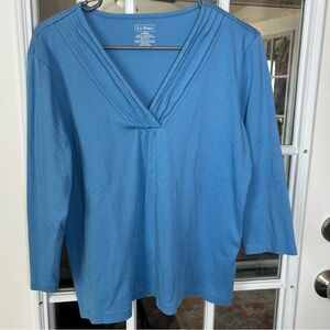 L.L. Bean Women's Long Sleeve Blue Top